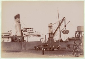 Loading Coal, Newcastle Harbour NSW, about 1900-1910