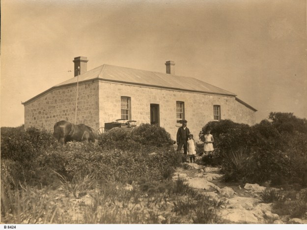 capeborda_telegraphstation_B-8424