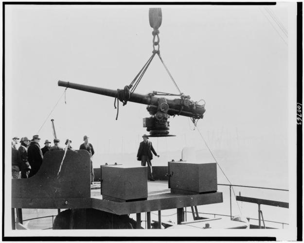 Bordgeschütz, Montage