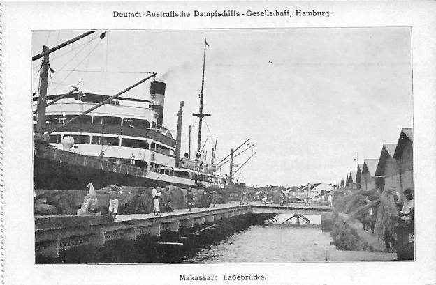 Makassar harbour, about 1910