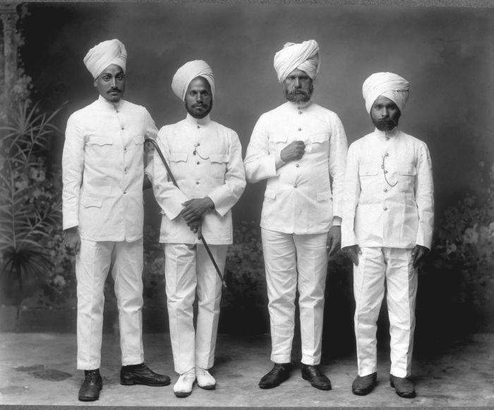 Hotel des Indes, Batavia, staff, 1910