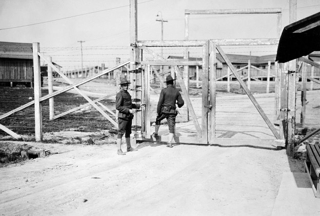 Fort Oglethorpe, Orgelsdorf, interment camp, entrance gate, 1919